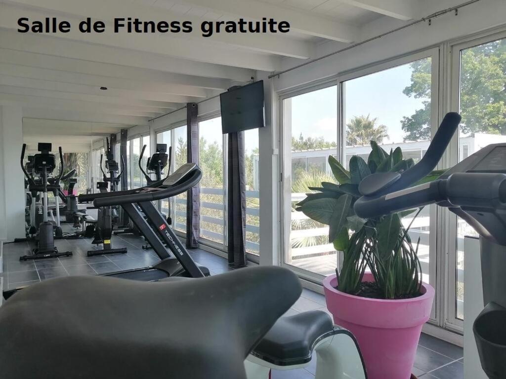 Mas La Farelle Gite, Fitness & Salle De Jeux Gratuite & Spa En Supplement Nîmes Buitenkant foto